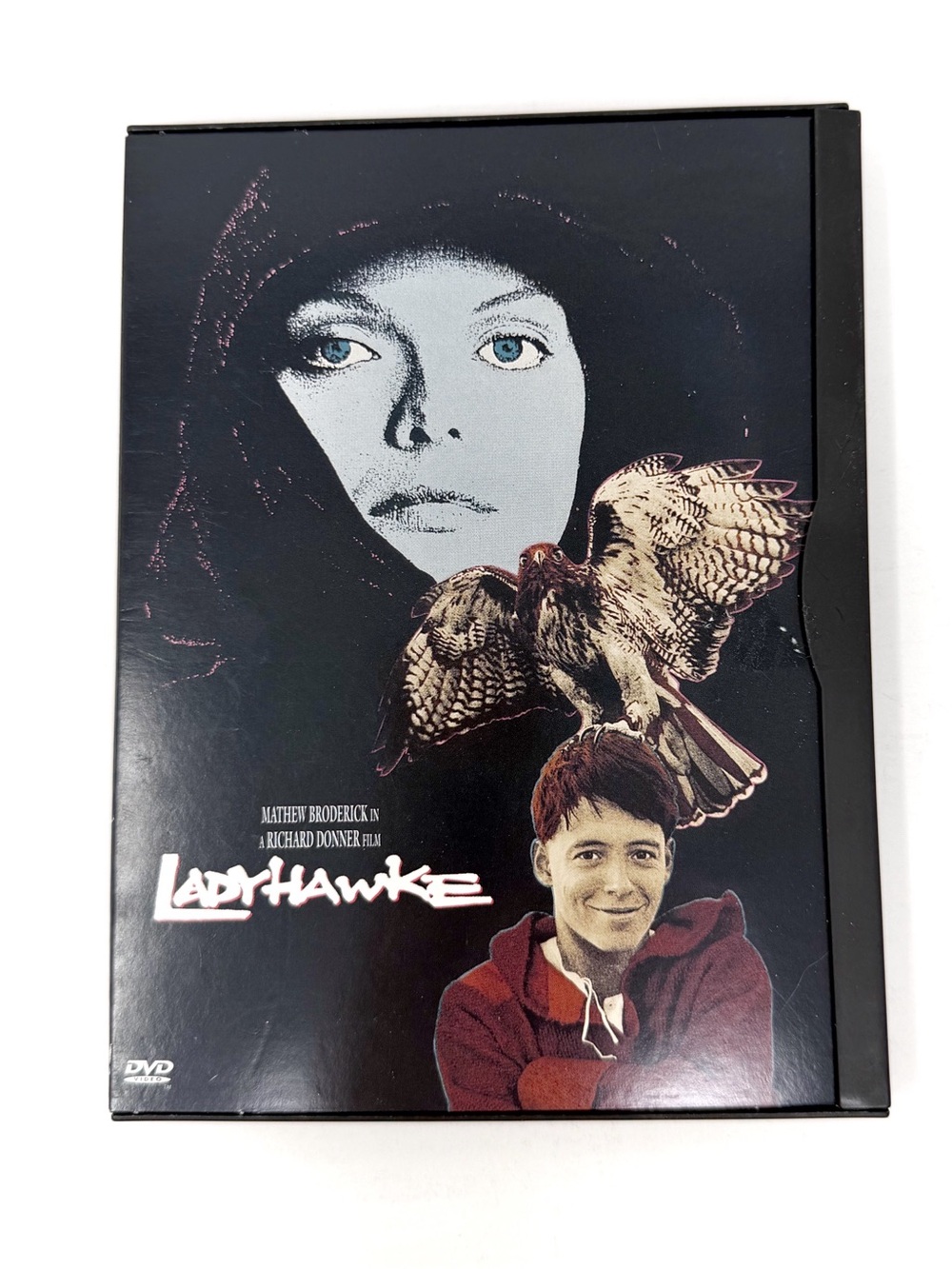 Ladyhawke DVD Fantasy Romance Matthew Broderick Pfeiffer Black and Red